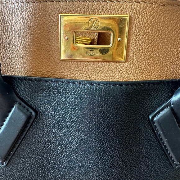 Louis Vuitton On My Side MM tote bag - Picture 6 of 9